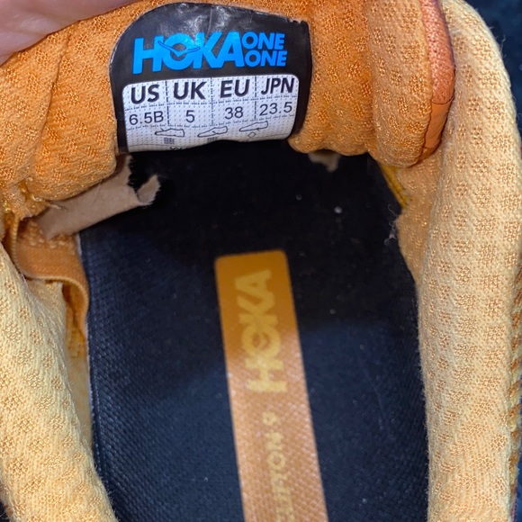 Hoka One One Clifton 9 Running Shoes Size 6.5 Amber Haze/ Sherbert - Picture 15 of 16